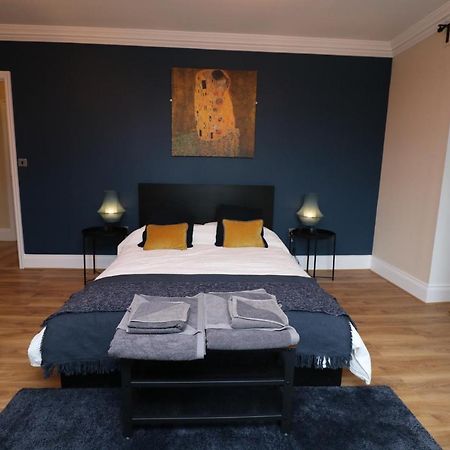 صندرلاند Luxury Spacious 2 Bed Apartment Free Ample Parking المظهر الخارجي الصورة