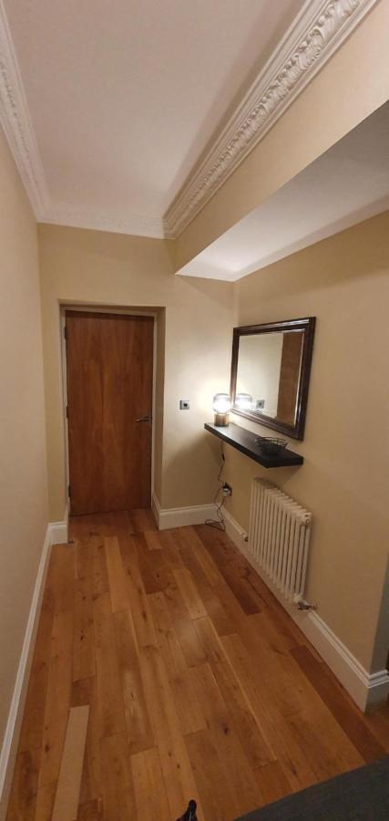 صندرلاند Luxury Spacious 2 Bed Apartment Free Ample Parking المظهر الخارجي الصورة