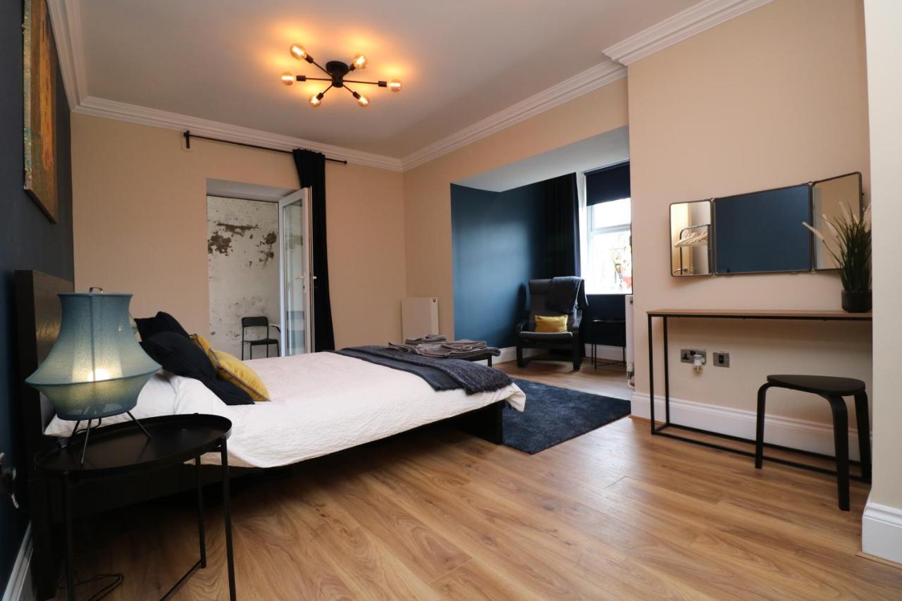 صندرلاند Luxury Spacious 2 Bed Apartment Free Ample Parking المظهر الخارجي الصورة